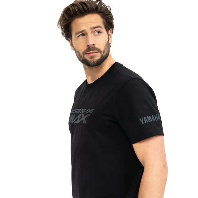 B21-UR107-B0-0L-TMax-t-shirt--Male-Studio-005_Tabl-38997_ESHOP_4.webp
