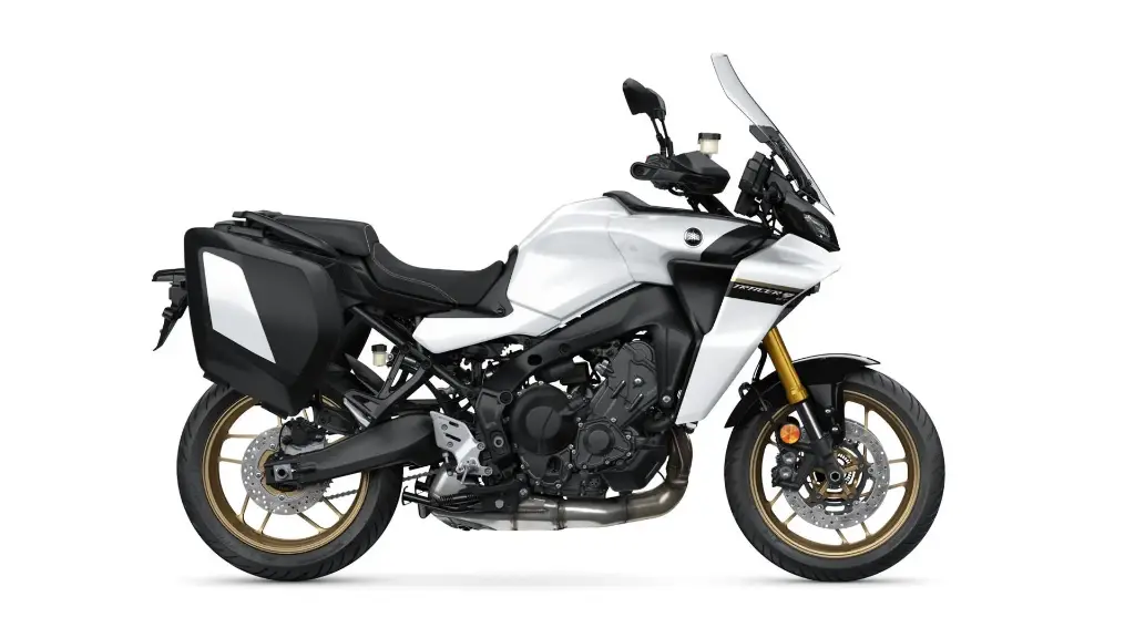 2024-Yamaha-MT09TRGT-EU-Pure_White-Studio-002-03.webp