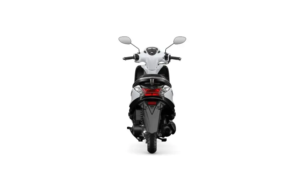 2024-Yamaha-LTS125-EU-Milky_White-Studio-004-03.webp