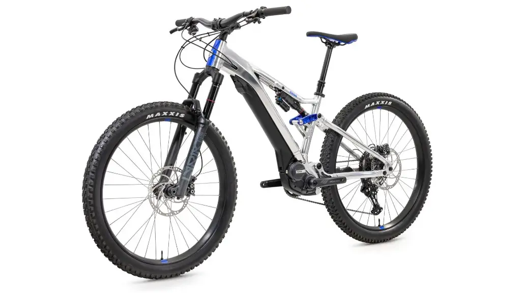 2023-Yamaha-YDX-MORO-EU-Factory_Silver-Studio-004-03-1.webp