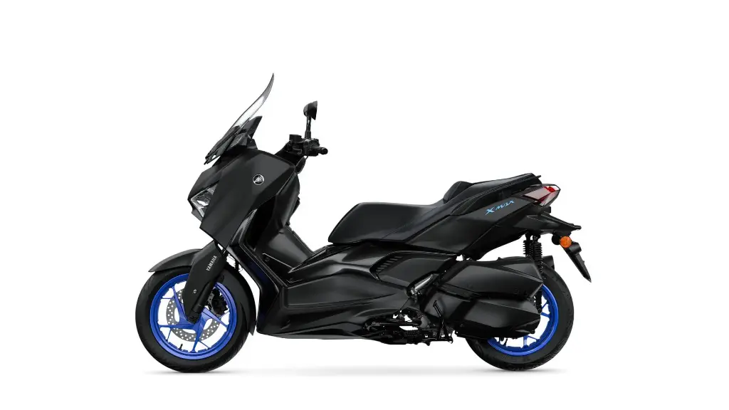 2025-Yamaha-XMAX250A-EU-Icon_Black_-Studio-006-03.webp