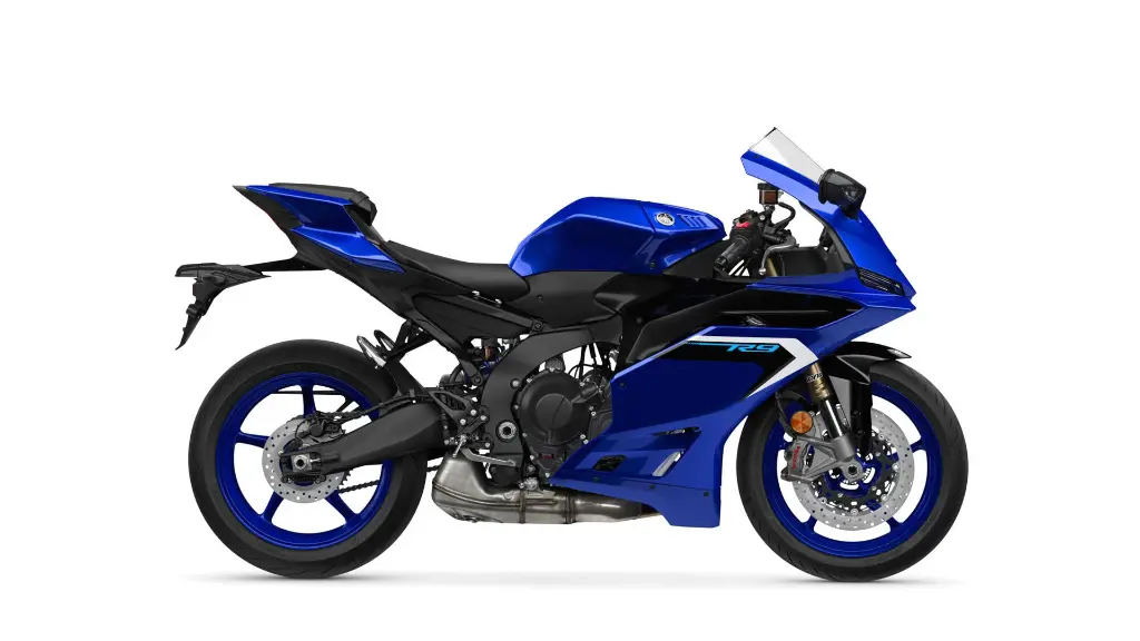 2025-Yamaha-YZF900R9-EU-Icon_Blue-Studio-002-03.webp