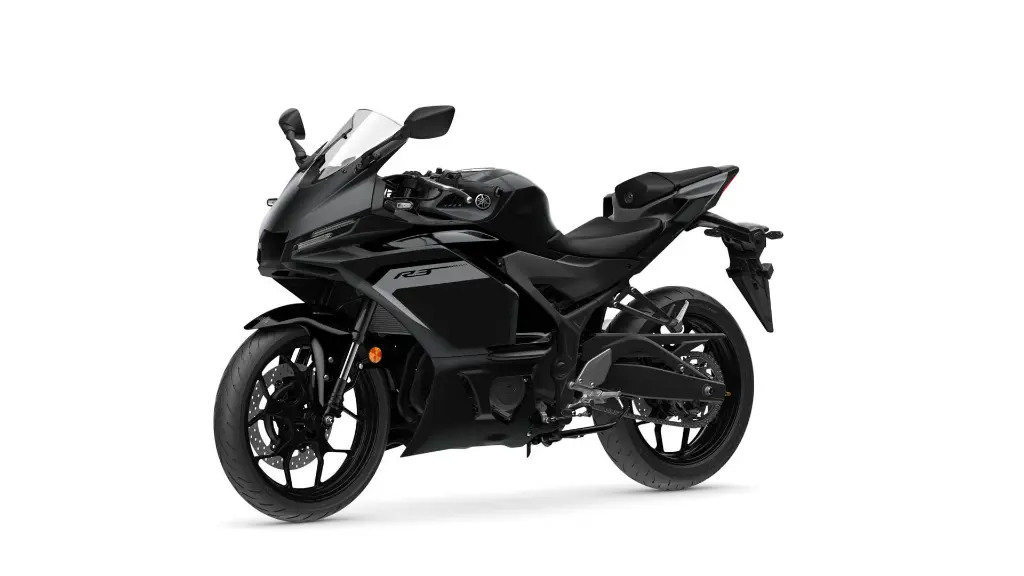 2025-Yamaha-YZF-R320-EU-Midnight_Black-Studio-007-03.webp