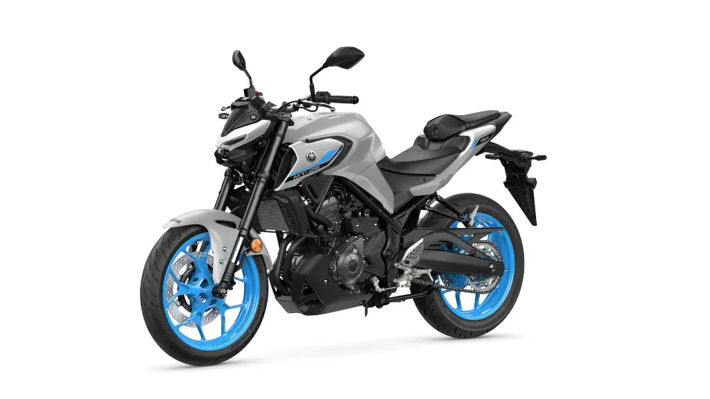 2025-Yamaha-MT250-EU-Ice_Storm-Studio-005-03.webp