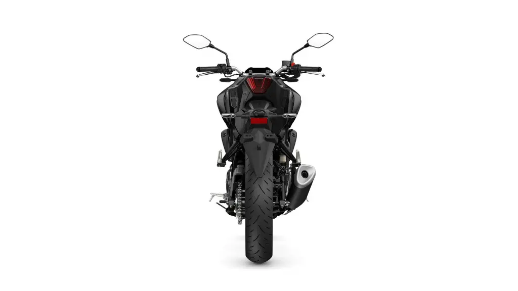 2025-Yamaha-MT250-EU-Midnight_Black-Studio-003-03.webp