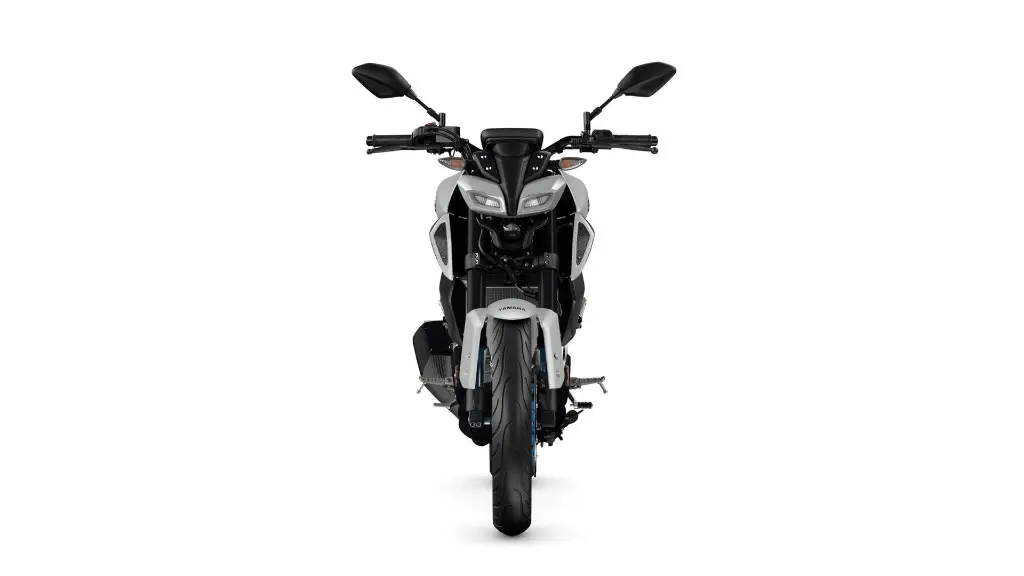 2025-Yamaha-MT125A-EU-Ice_Storm-Studio-006-03.webp