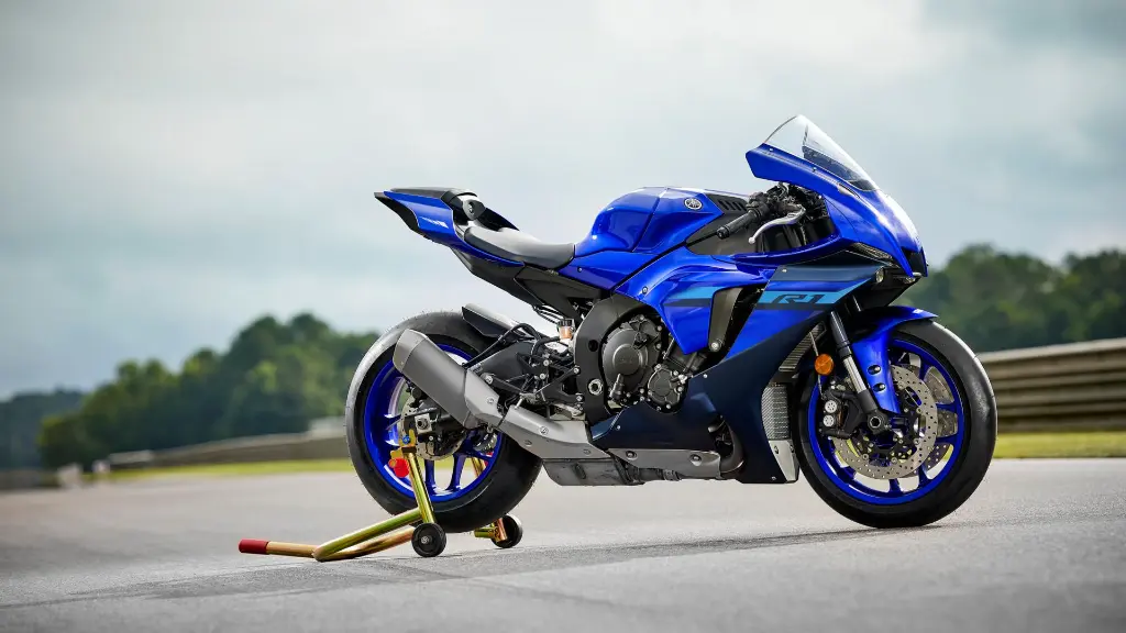 2024-Yamaha-YZF1000R1-EU-Icon_Blue-Static-0467-01.webp