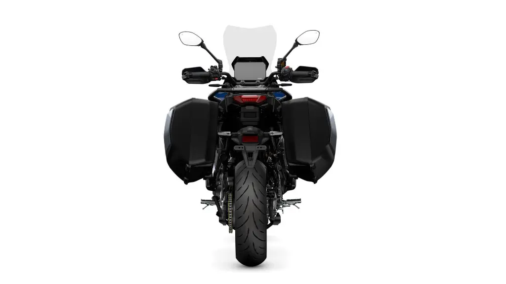 2025-Yamaha-MT09ATRDXCS-EU-Cobalt_Blue-Studio-004-03.webp