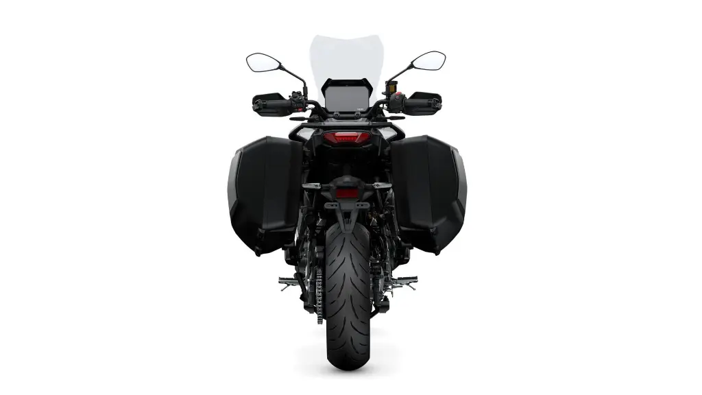2025-Yamaha-MT09ATRDXS-EU-Ceramic_Ice-Studio-004-03.webp