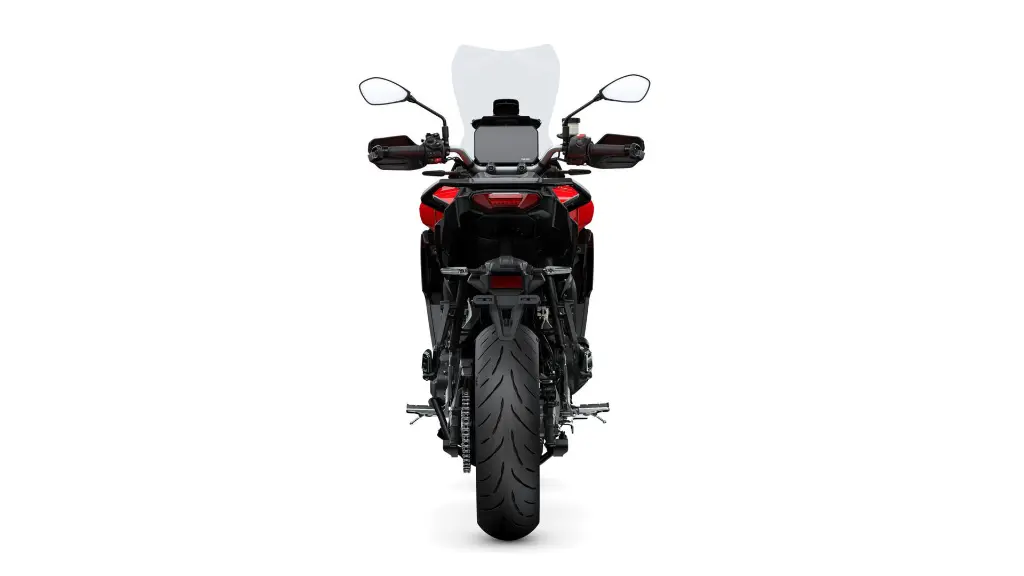 2025-Yamaha-MT09ATRS-EU-Redline-Studio-004-03.webp