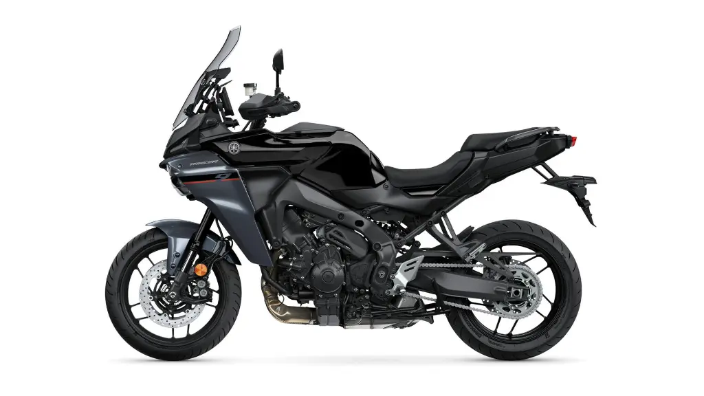 2025-Yamaha-MT09ATRS-EU-Midnight_Black-Studio-006-03.webp