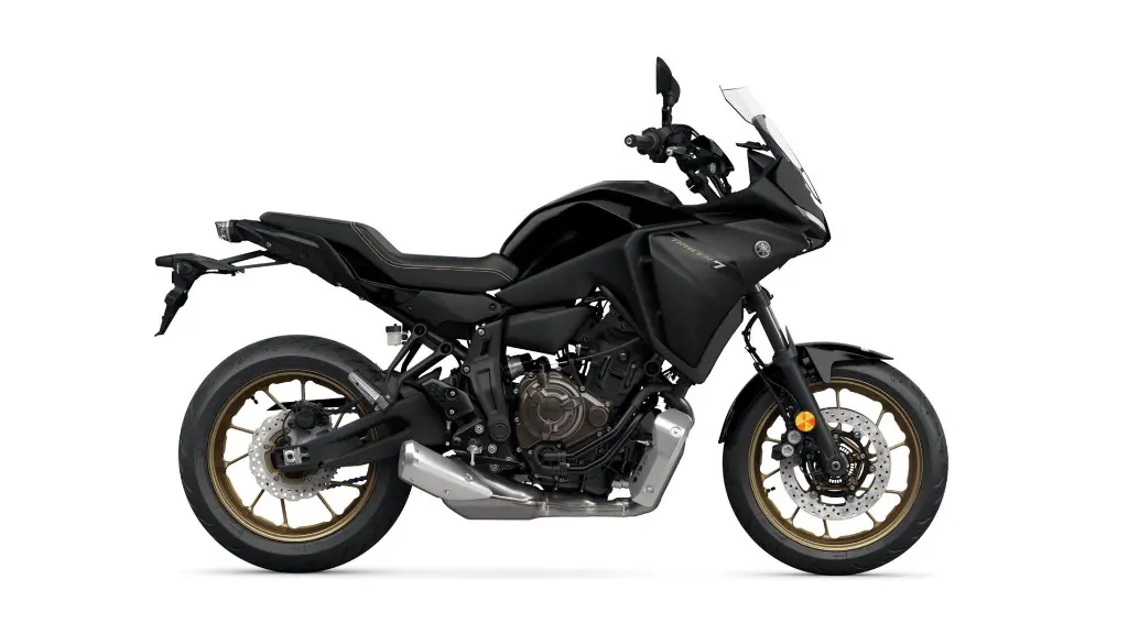 2024-Yamaha-MT07TR-EU-Midnight_Black-Studio-002-03.webp