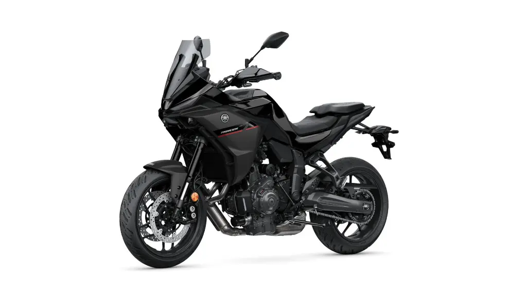 2025-Yamaha-MT07TR-EU-Midnight_Black-Studio-005-03.webp