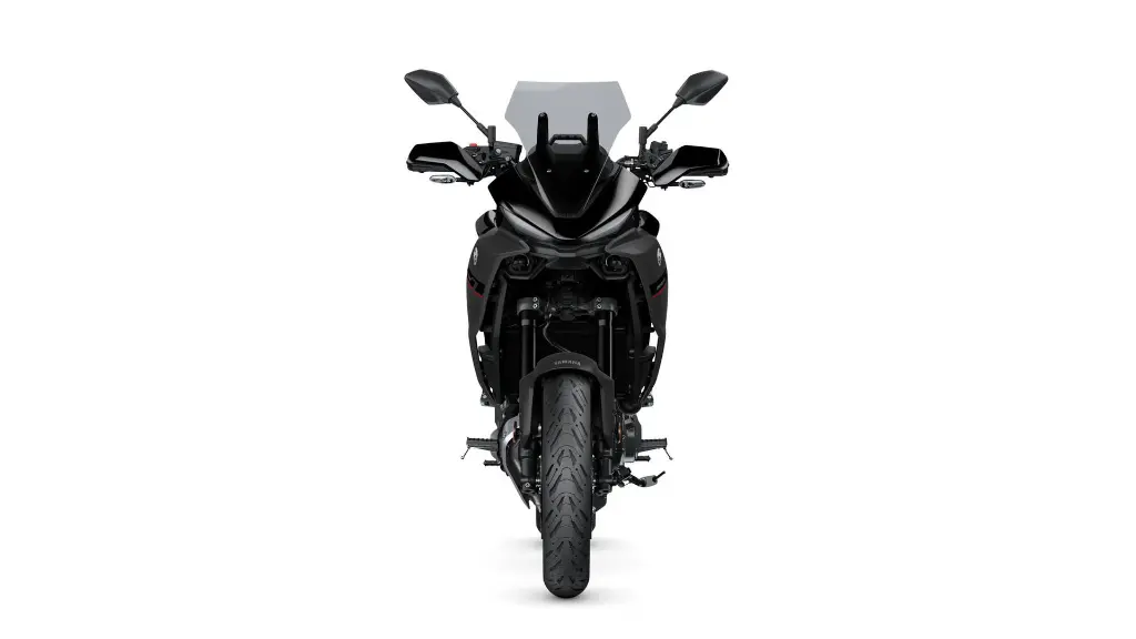 2025-Yamaha-MT07TR-EU-Midnight_Black-Studio-006-03.webp