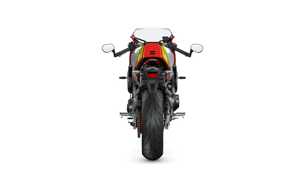 2024-Yamaha-XS850GP-EU-Legend_Red-Studio-004-03.webp