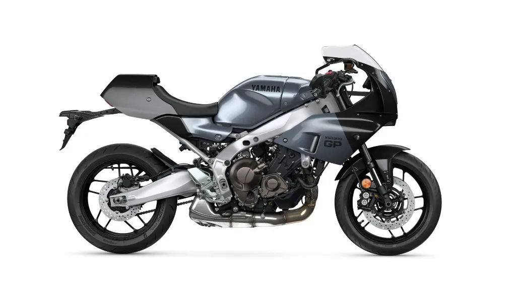 2024-Yamaha-XS850GP-EU-Power_Grey-Studio-002-03.webp