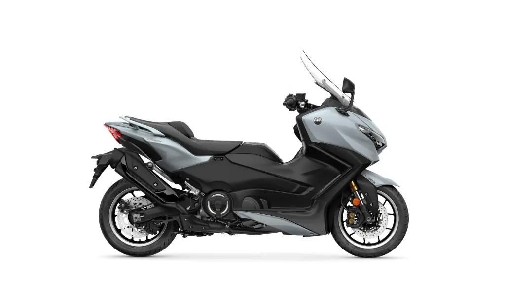 2025-Yamaha-XP500ADX-EU-Ceramic_Grey-Studio-002-03.webp