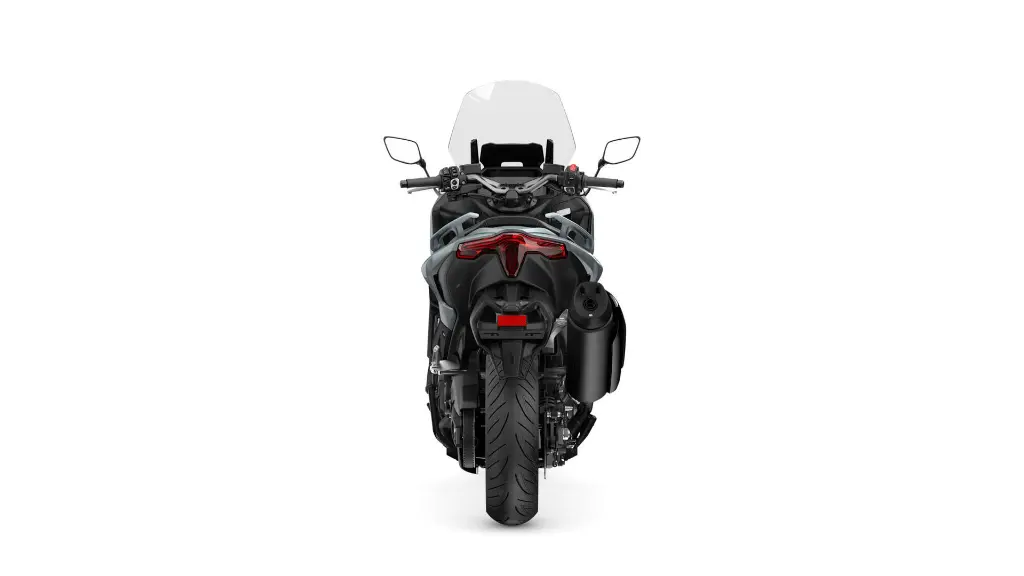 2025-Yamaha-XP500ADX-EU-Ceramic_Grey-Studio-004-03.webp
