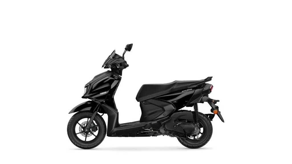 2024-Yamaha-LCG125-EU-Midnight_Black-Studio-006-03.webp