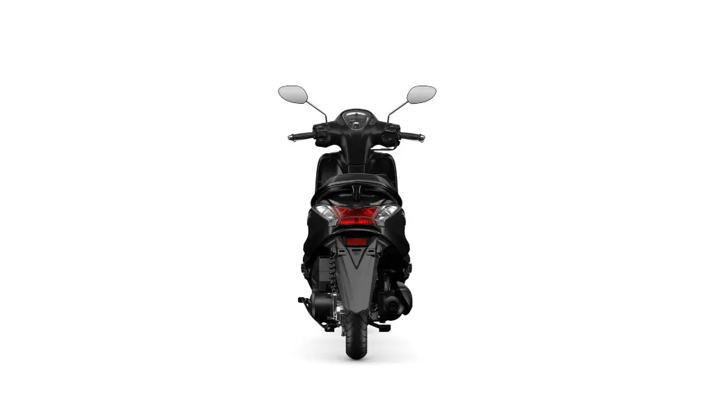 2024-Yamaha-LTS125-EU-Power_Black-Studio-004-03.webp