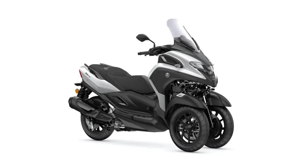 Tricity 300